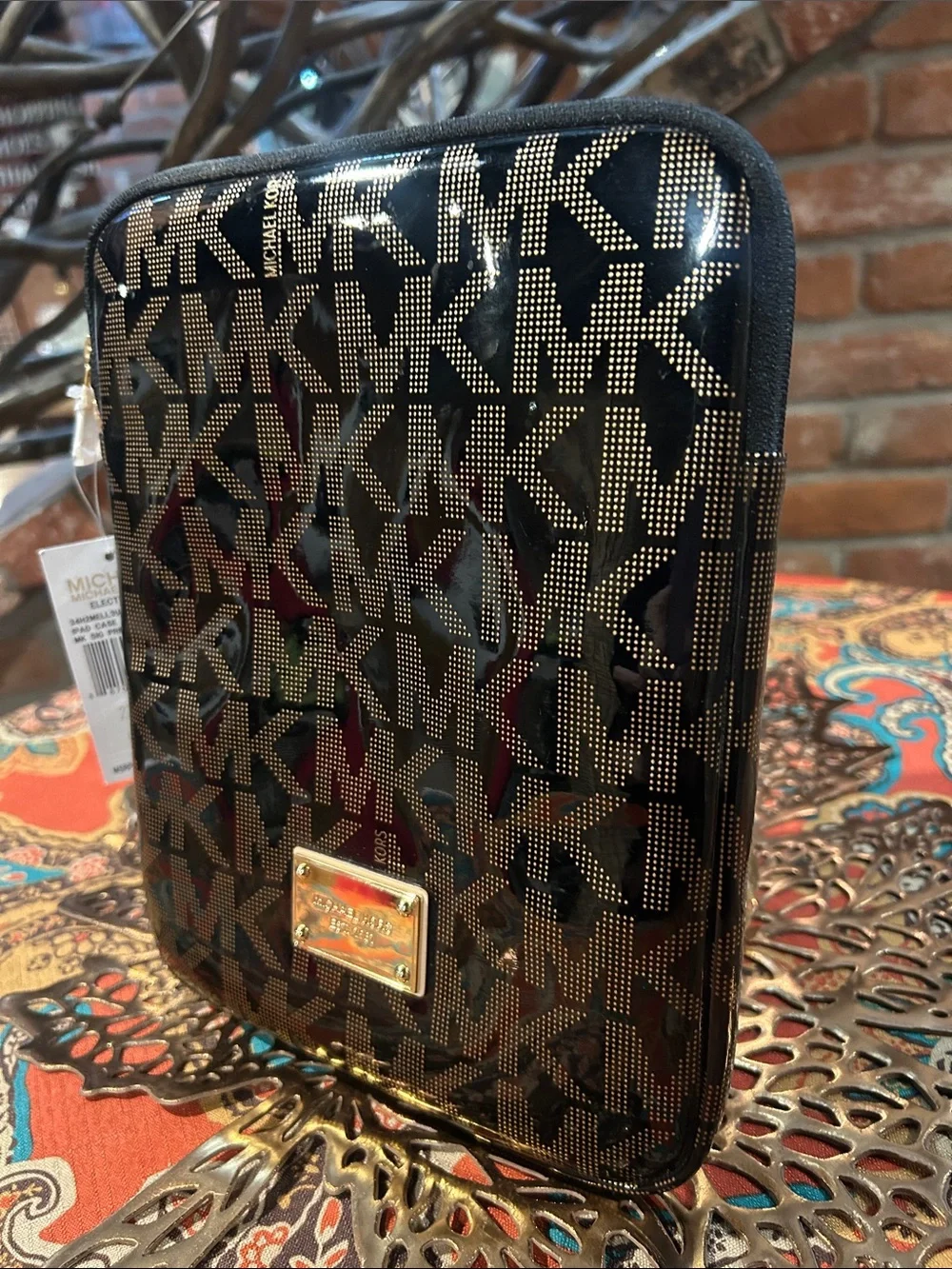 NWT Michael Kors Black and Gold IPad Soft Case with Signature MK Print